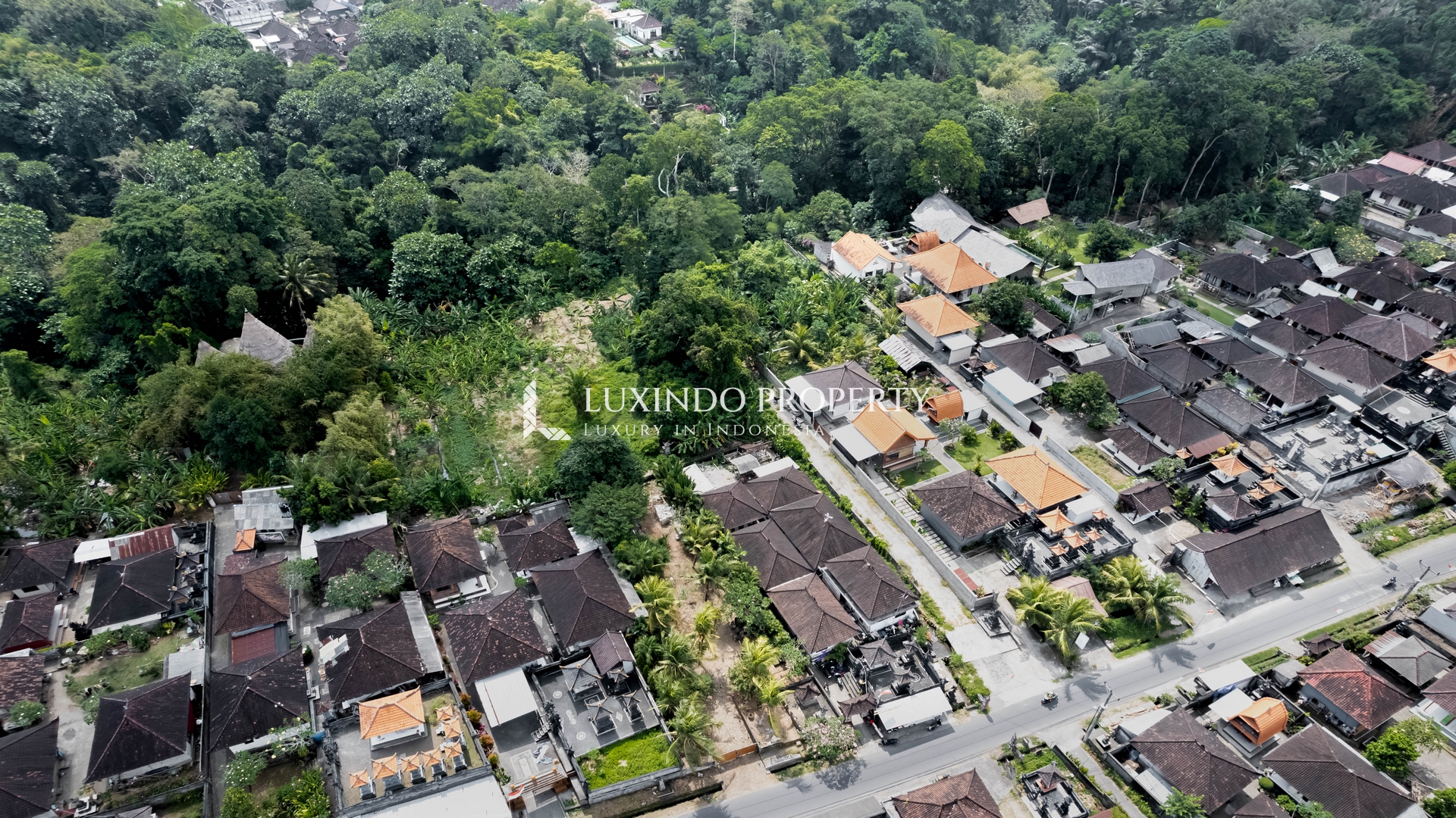 BUWIT - 1,750 SQM LEASEHOLD LAND WITH RIVER VIEWS (LHL281)
